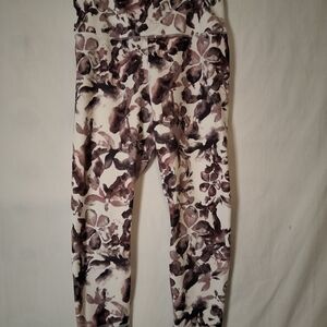 Balance Collection Cream Leggings with Mauve‎ Floral Print
